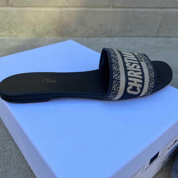 Christian Dior Dway Slide - Picture 6 of 10